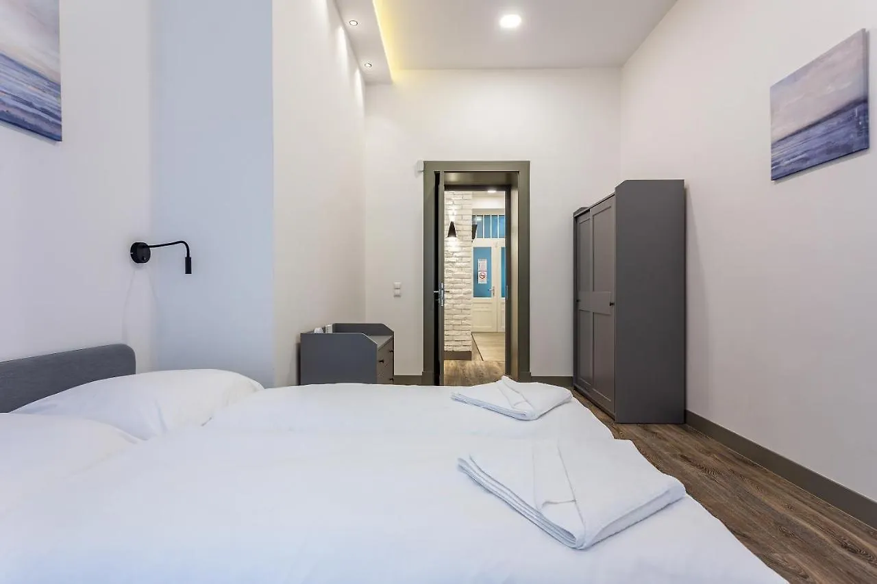 Alder Bridge Apartment Boedapest Hongarije